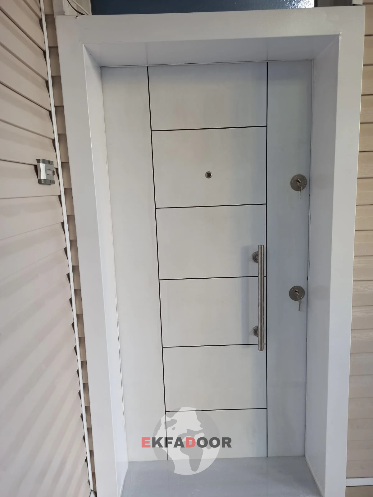 Ekonomik Çelik Kapılar E-0020 - EkfaDoor
